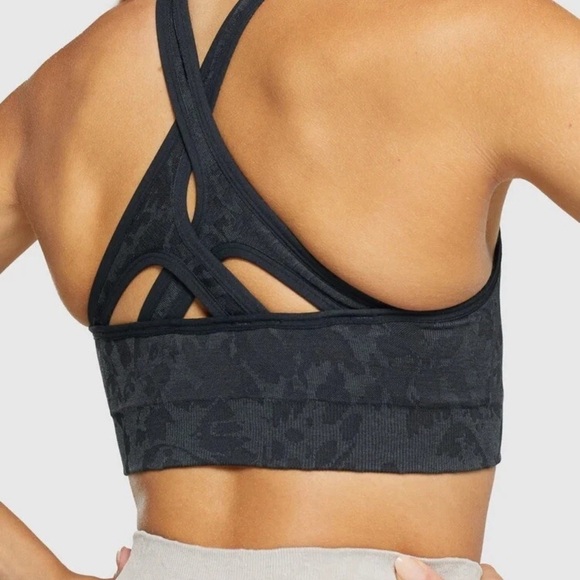 Gymshark Adapt Animal Seamless Sports Bra-Butterfly Black size M - Picture 4 of 9